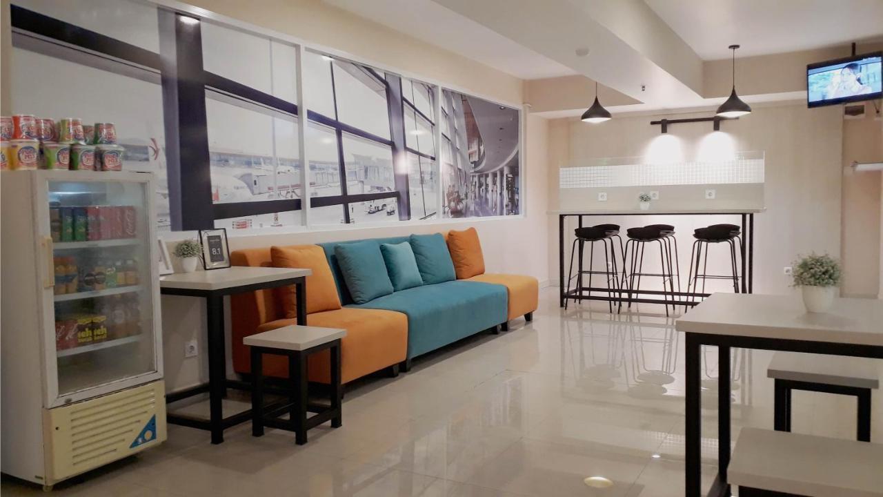 钛金快捷经济型酒店 雅加达 外观 照片