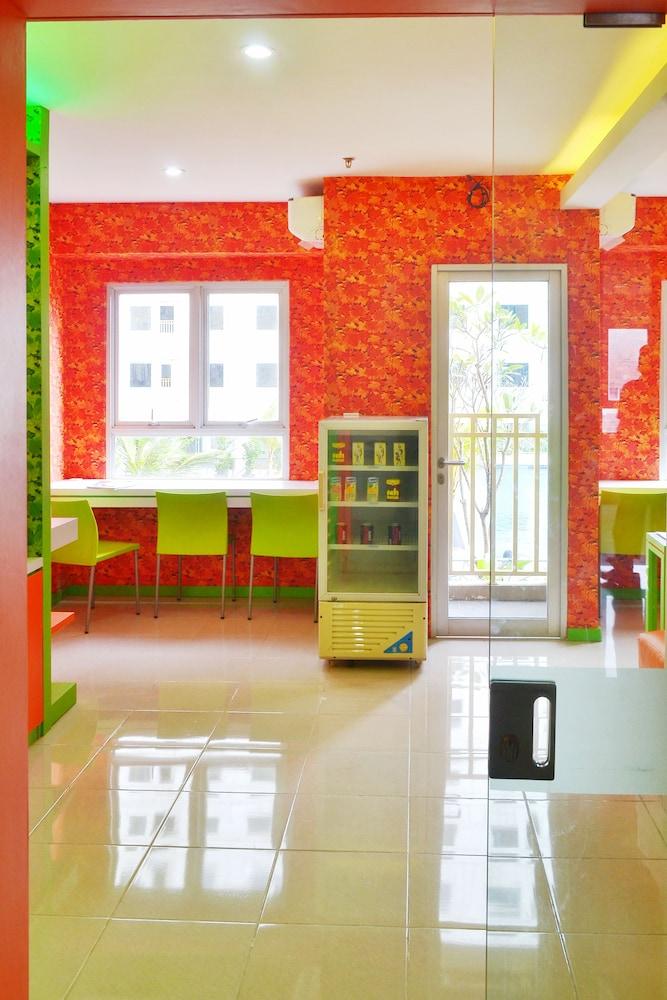 钛金快捷经济型酒店 雅加达 外观 照片