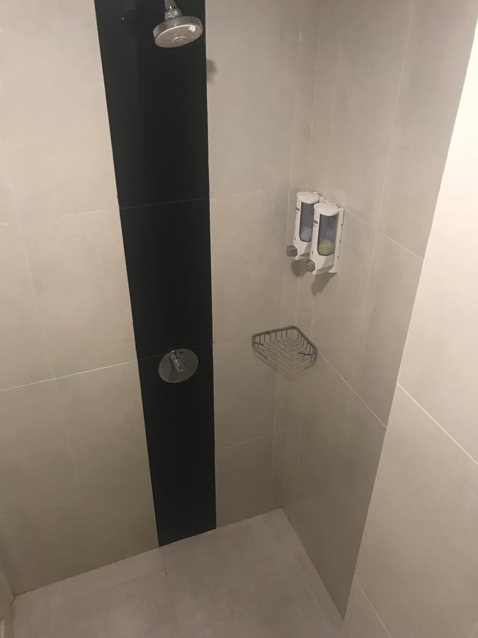 钛金快捷经济型酒店 雅加达 外观 照片